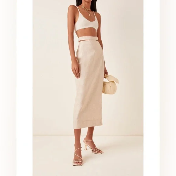 VIP【送料関税込】JACQUEMUS LA JUPE PRALU MIDI SKIRT The Pralù skirt by JACQUEMUS | Official website